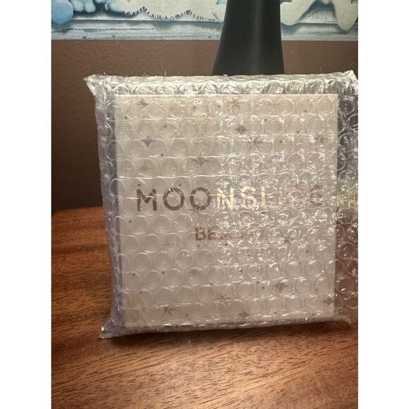 MOONSLICE Other - Moonslice Beauty blush palette - BNIP
